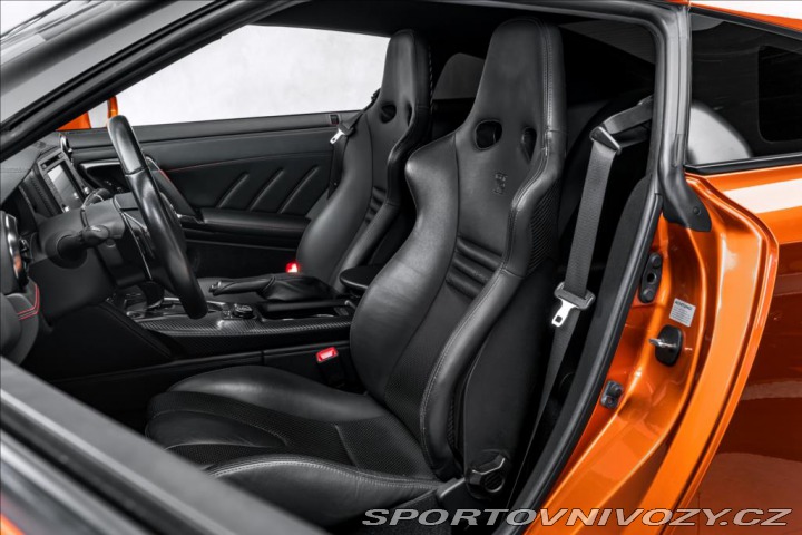 Nissan GT-R Track Edition, RECARO OV 2017