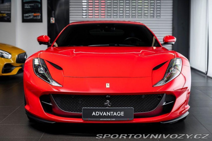 Ferrari 812 Superfast Nero/Carbon/360 2019