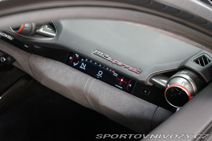 Ferrari 812 Carbon Pas-Dis LIFT JBL Z 2018