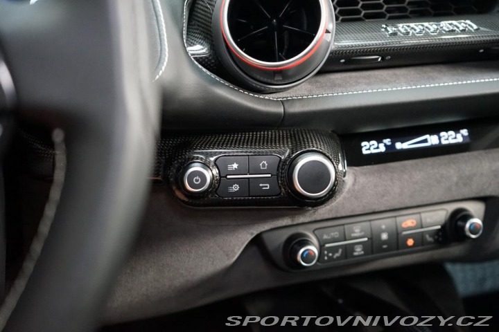 Ferrari 812 Carbon Pas-Dis LIFT JBL Z 2018