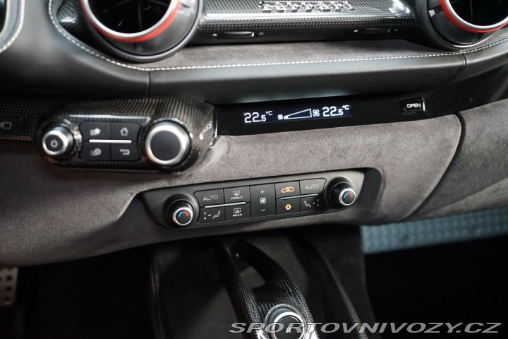 Ferrari 812 Carbon Pas-Dis LIFT JBL Z 2018