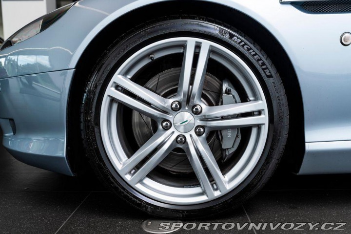 Aston Martin DB9 V12 2008