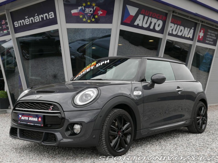 Mini Cooper S 2,0i 141kW JCW Paket 2018