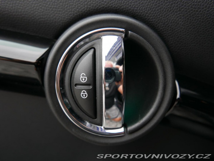 Mini Cooper S 2,0i 141kW JCW Paket 2018
