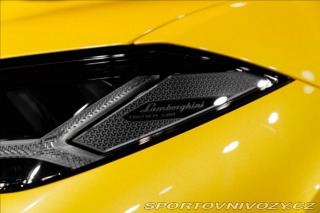 Lamborghini Urus 4,0 4,0 V8 PERFORMANTE, F 1800