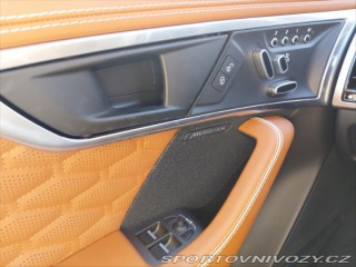 Jaguar F-Type 5,0 SVR AWD 2019