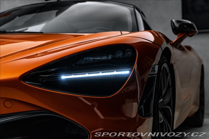 McLaren 720S V8 Bi-Turbo, Lift, karbon 2022