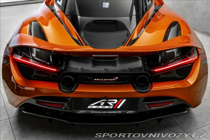 McLaren 720S V8 Bi-Turbo, Lift, karbon 2022