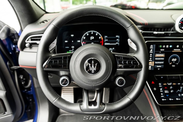 Maserati Grecale Trofeo 4WD/HUD/Ventilace/ 2023