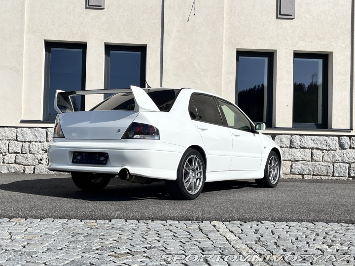Mitsubishi Lancer EVO 2003