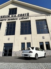 Mitsubishi Lancer EVO  2003