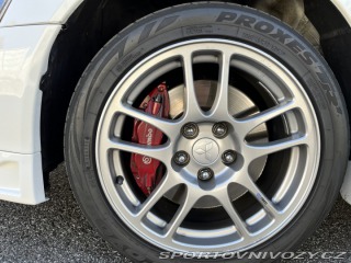 Mitsubishi Lancer EVO  2003