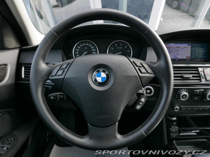 BMW 5 530Xi 200kW Automat REZER 2007