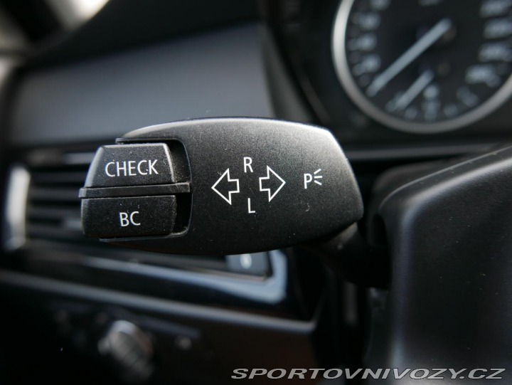 BMW 5 530Xi 200kW Automat REZER 2007