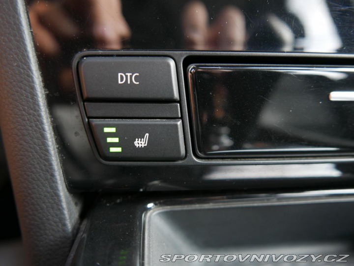 BMW 5 530Xi 200kW Automat REZER 2007