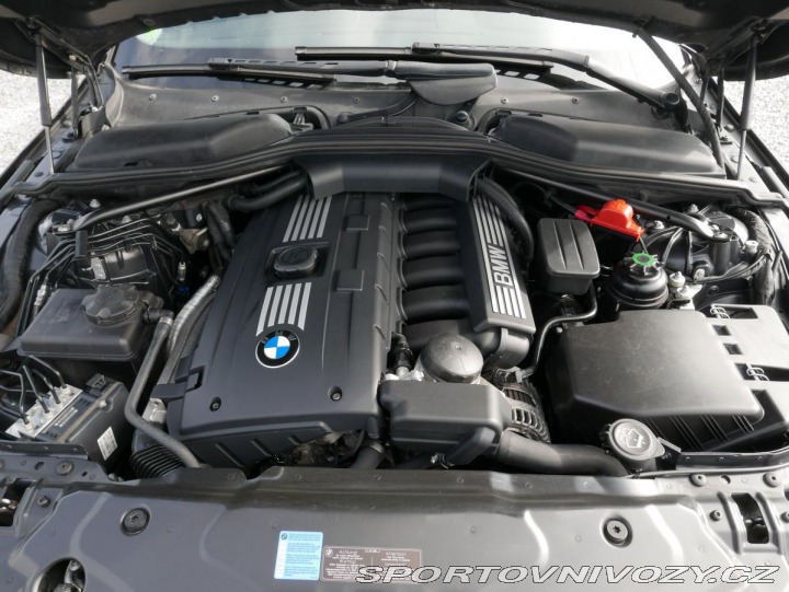 BMW 5 530Xi 200kW Automat REZER 2007