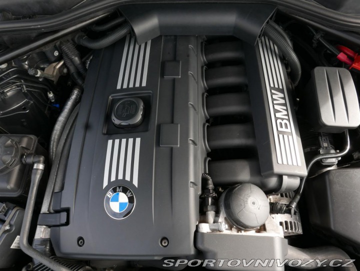 BMW 5 530Xi 200kW Automat REZER 2007