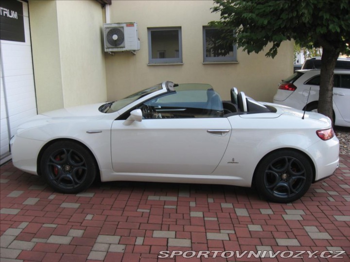 Alfa Romeo Spider 2,2 JTS 185PS Exclusive 2009