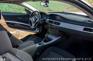 BMW 3 E92 325i 2006