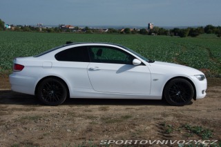 BMW 3 E92 325i 2006