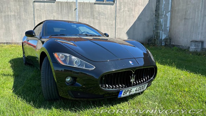 Maserati GranCabrio 4.7 V8 2012