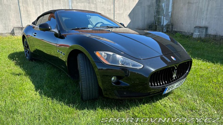 Maserati GranCabrio 4.7 V8 2012