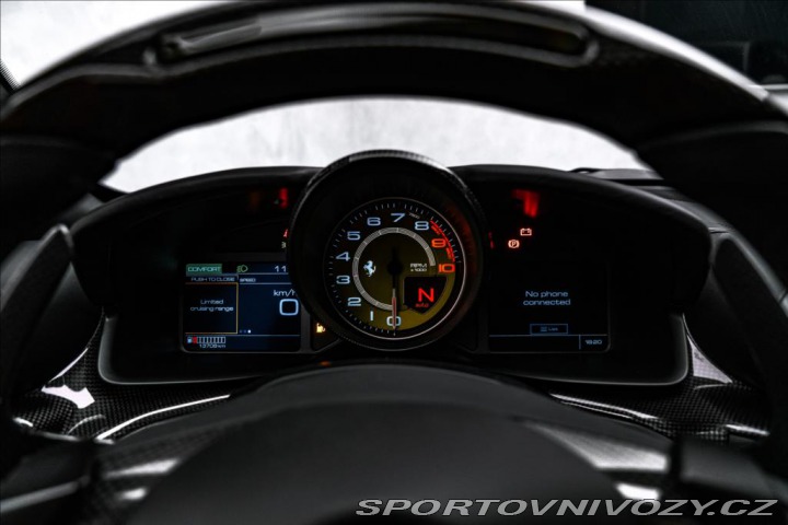 Ferrari GTC4Lusso V12, PANORAMA, VENTILACE, 2021