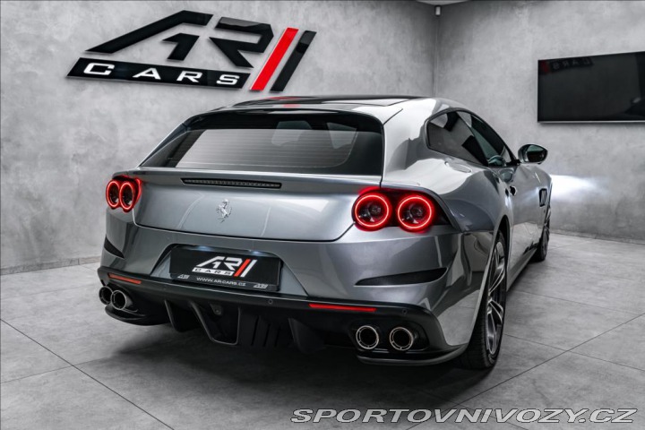 Ferrari GTC4Lusso V12, PANORAMA, VENTILACE, 2021