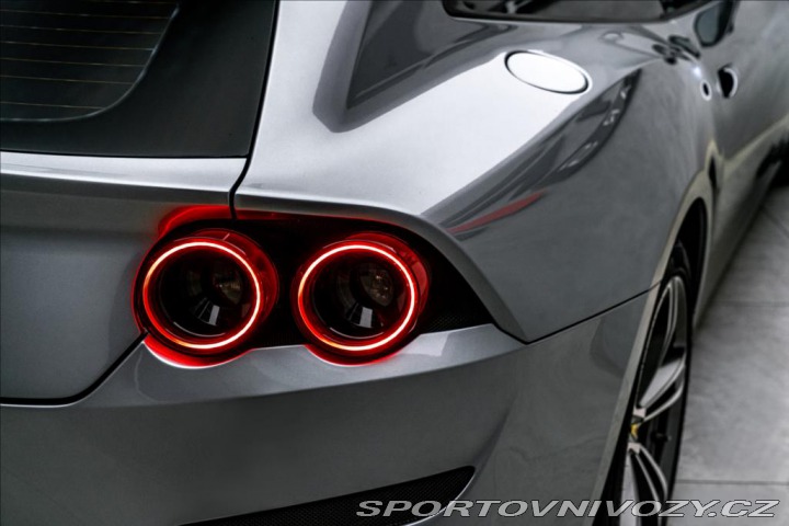Ferrari GTC4Lusso V12, PANORAMA, VENTILACE, 2021