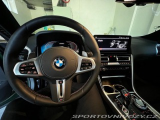 BMW 8  2022