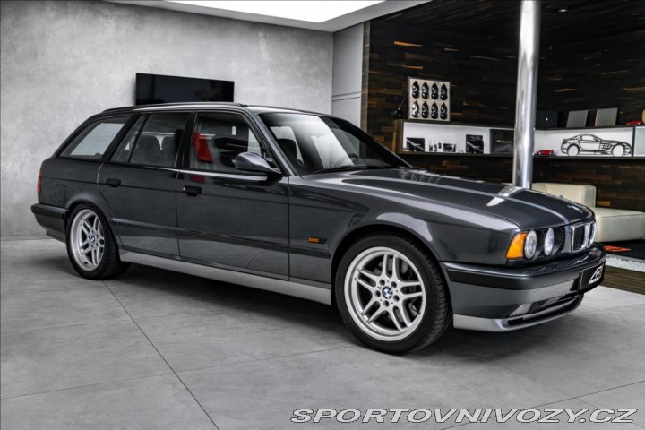 BMW M5 E34 Touring, manuál 6st. 1995