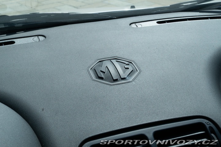 MG TF 2002