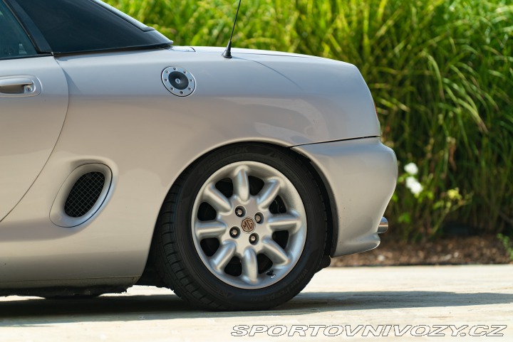 MG TF 2002