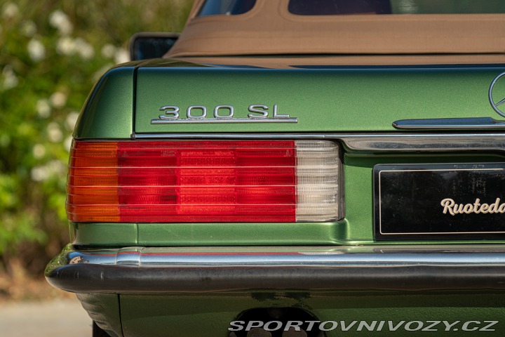 Mercedes-Benz SL 1986