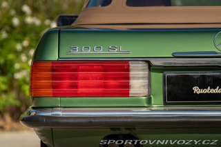 Mercedes-Benz SL  1986