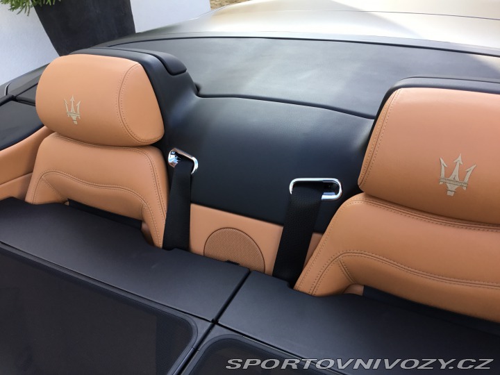 Maserati GranCabrio Sport 2013