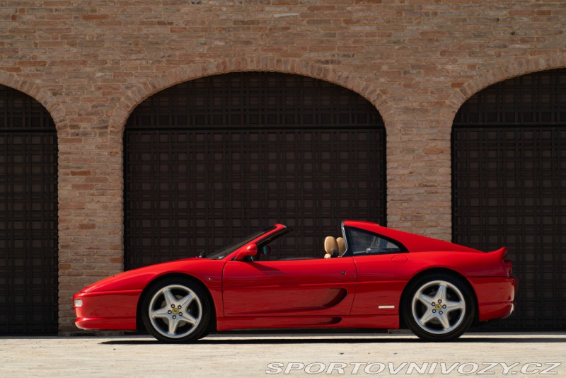Ferrari 355 