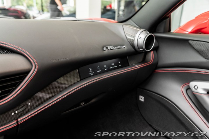 Ferrari F8 Spider/Daytona/Lift/JBL/C 1800