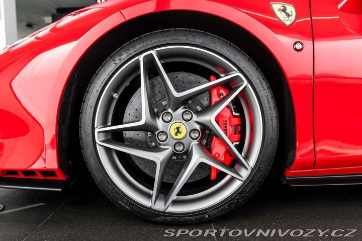 Ferrari F8 Spider/Daytona/Lift/JBL/C 2023