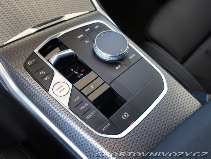 BMW 3 330e M Sport 2024