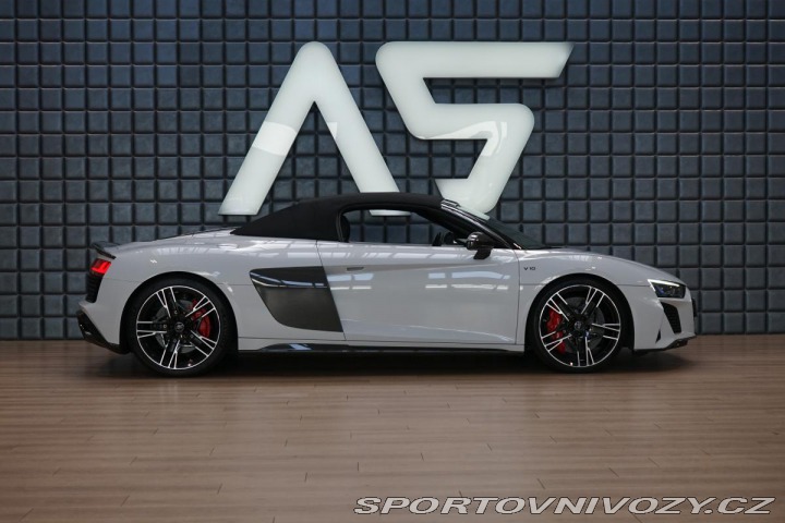 Audi R8 Spyder V10 Performance Zá 2020