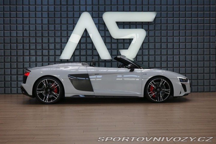 Audi R8 Spyder V10 Performance Zá 2020