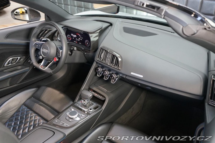 Audi R8 Spyder V10 Performance Zá 2020