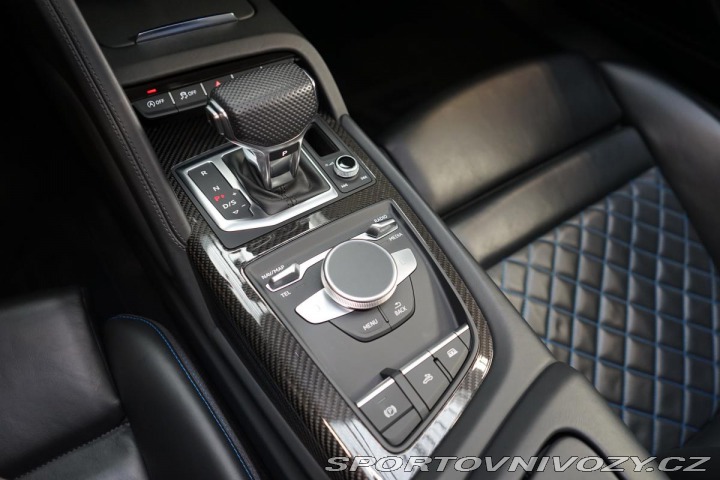 Audi R8 Spyder V10 Performance Zá 2020