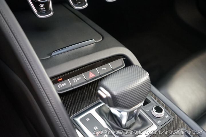 Audi R8 Spyder V10 Performance Zá 2020