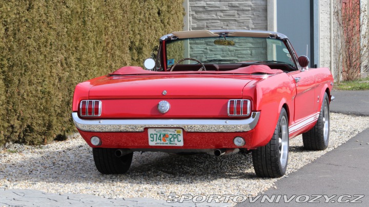 Ford Mustang CABRIOLET V8 5 speed 1966