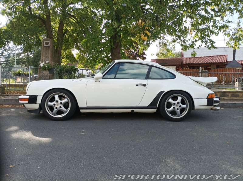 Porsche 911 Carrera 3.2 Kompresor