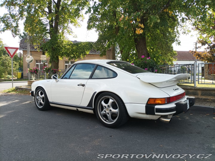 Porsche 911 Carrera 3.2 Kompresor 1989