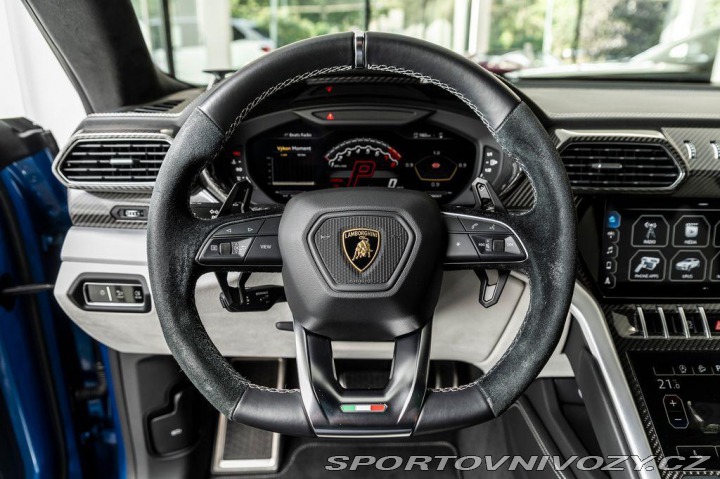 Lamborghini Urus 2021