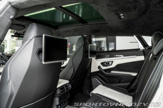 Lamborghini Urus  2021